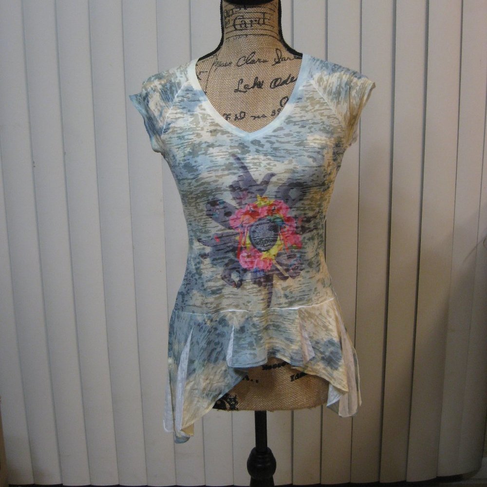 NWT Guess white burnout graphic top shirt XS extra small
